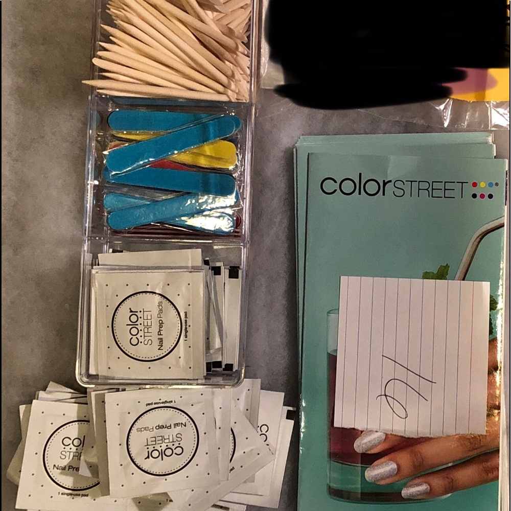 Color Street - Picture 2 of 5